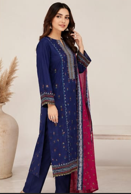 Zariya – Sky Blue Embroidered Lawn Kurta for Women